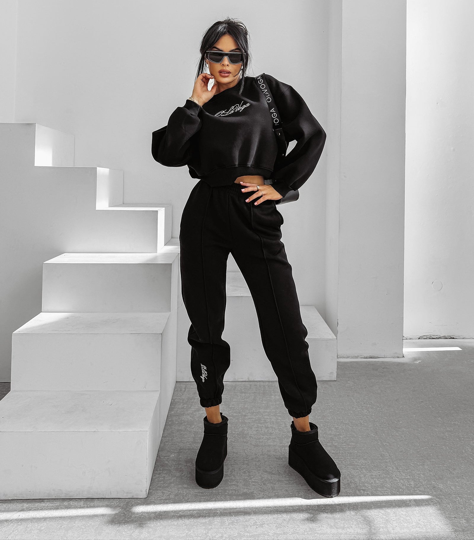 SCRITTO tracksuit set black